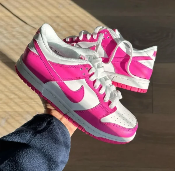 NIKE DUNK LOW LASER FUCHSIA FB9109-102 - immagine 4