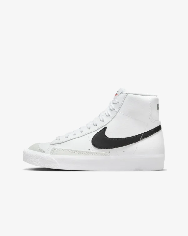 NIKE BLAZER MID '77 GS DA4086-100
