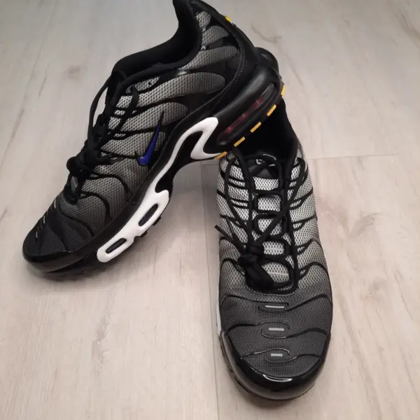 NIKE AIR MAX PLUS ANTHRACITE HM0709-100 - immagine 5