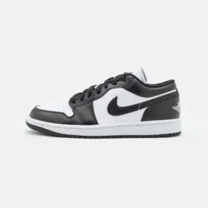 AIR JORDAN 1 LOW PANDA DC0774-101